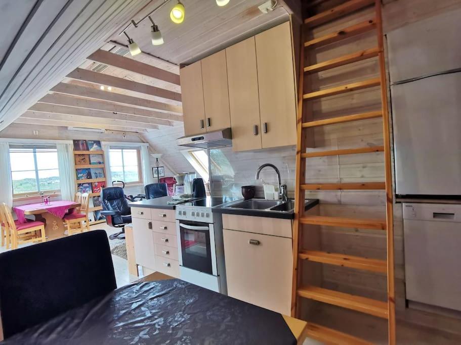 Fitjar Topfloor Apartment Separate Entranc Nice View Stord מראה חיצוני תמונה
